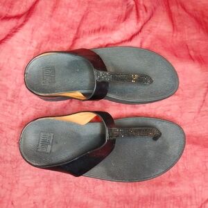 Women’s Black Fitflops -Sz 5 thong sandal